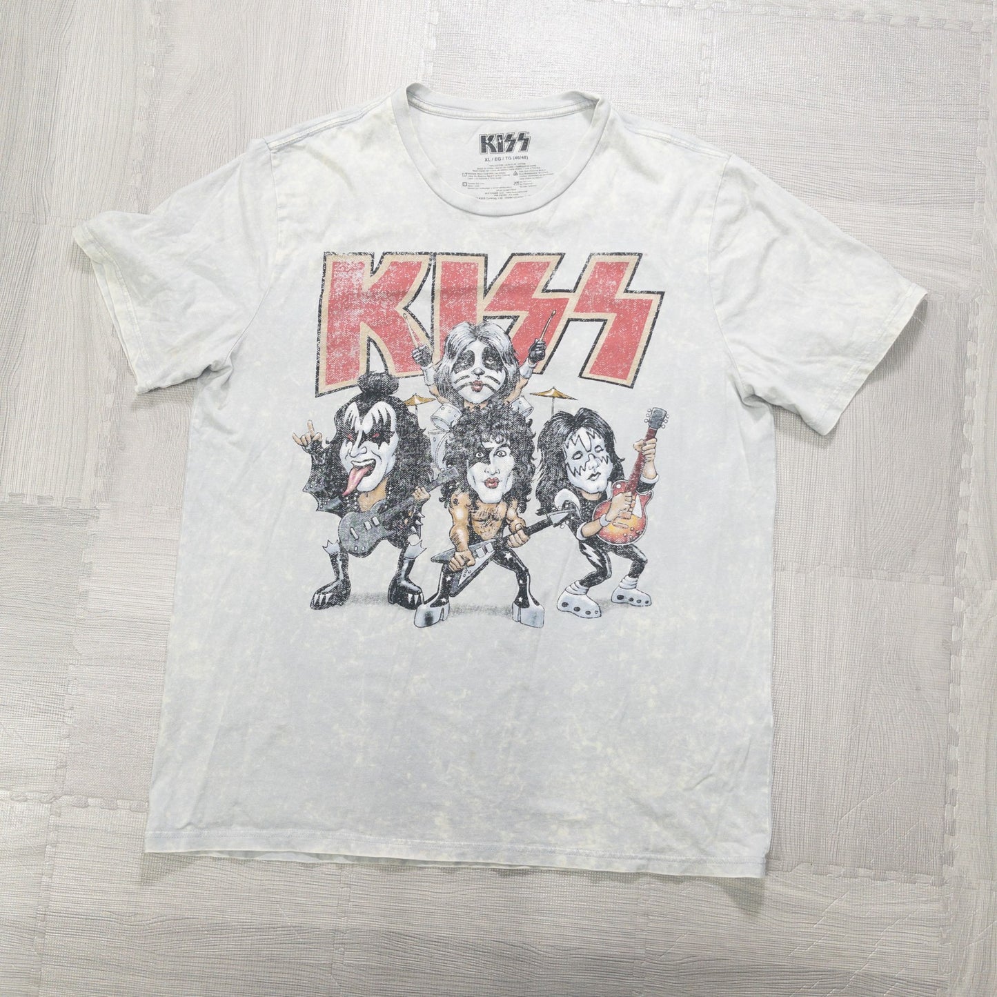 Used clothing wholesale, bulk sale, washed, mixed brand band t-shirts, 12-piece set (S-XXL), including Red Hot Chili Peppers, Kiss, etc.