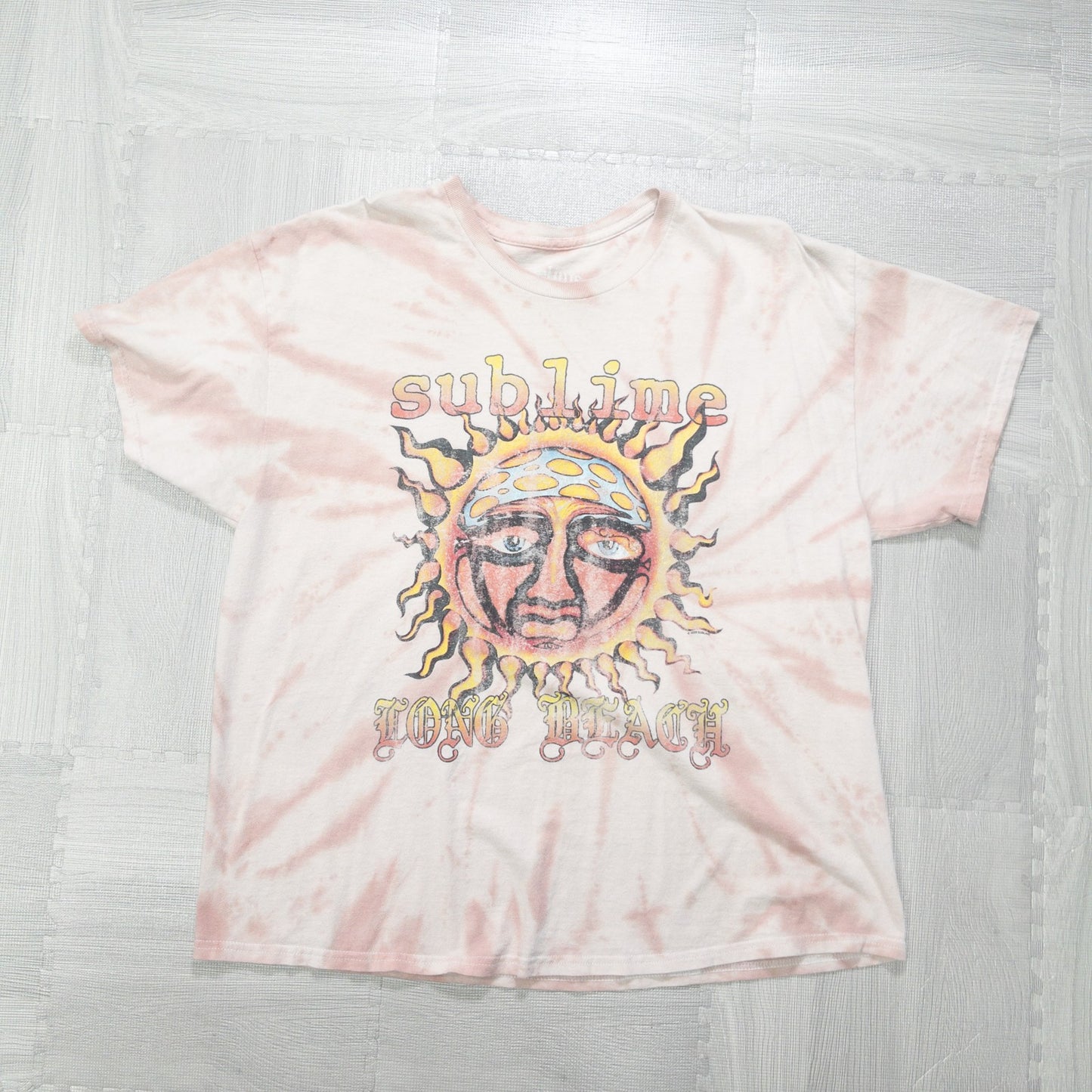 Used clothing wholesale, bulk sale, washed, mixed brand band t-shirts, 12-piece set (S-XXL), including Red Hot Chili Peppers, Kiss, etc.