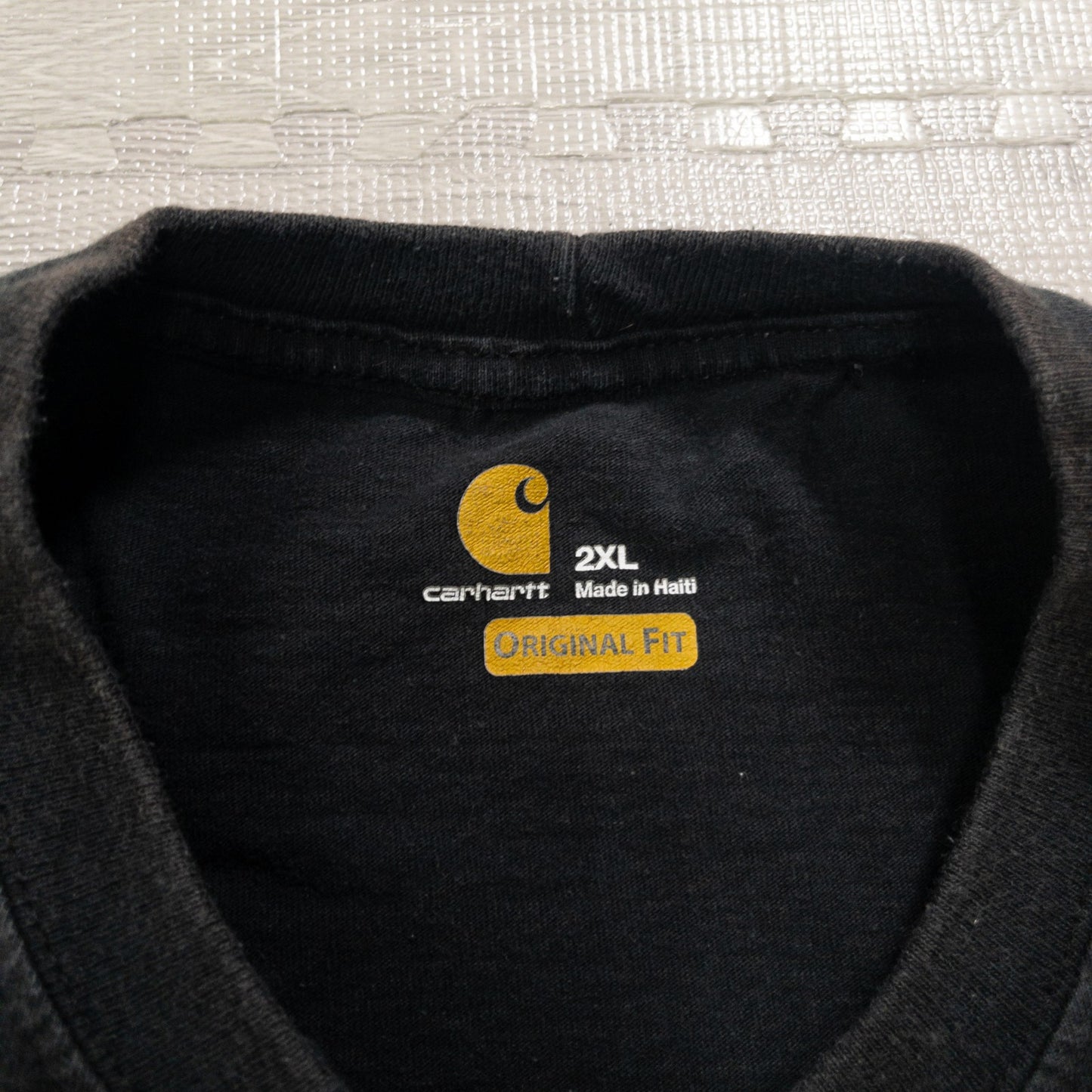 Used Carhartt Long Sleeve T-Shirts (M-XXL) - Set of 12 - Bulk Sale, Washed