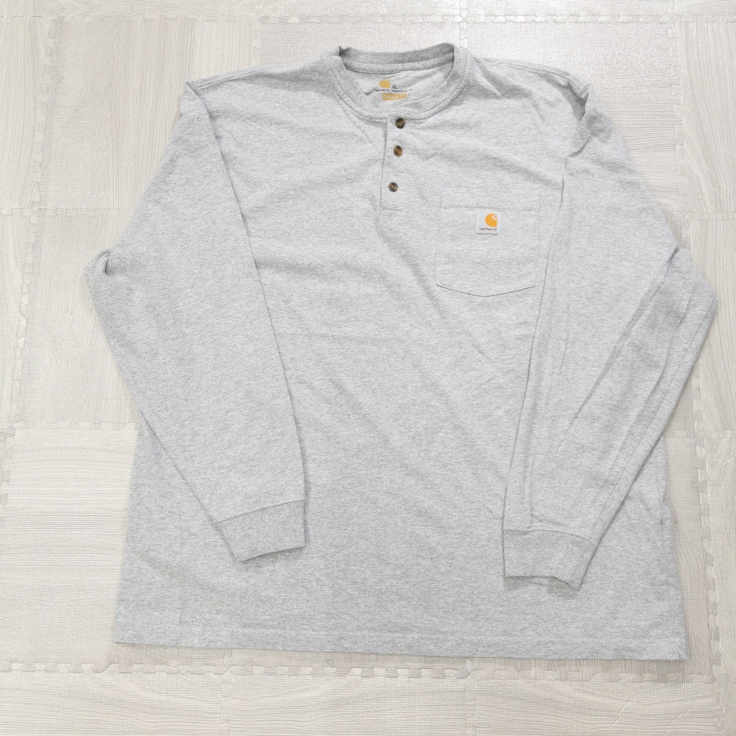 Used Carhartt Long Sleeve T-Shirts (M-XXL) - Set of 12 - Bulk Sale, Washed