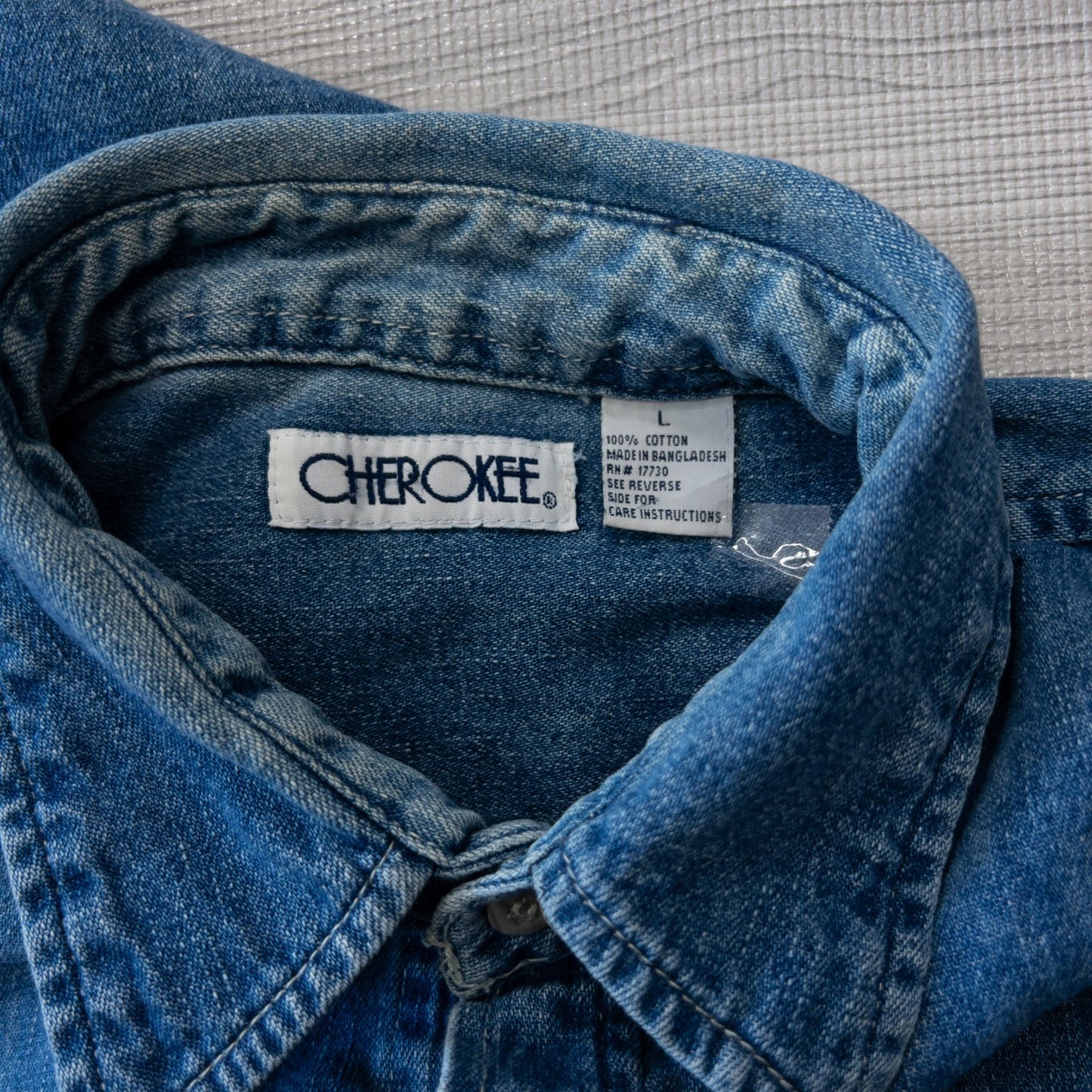 Used clothing wholesale bulk sale, washed, mixed-brand denim shirts, 10-pack (M-XL), including Levi's, Marlboro, etc.