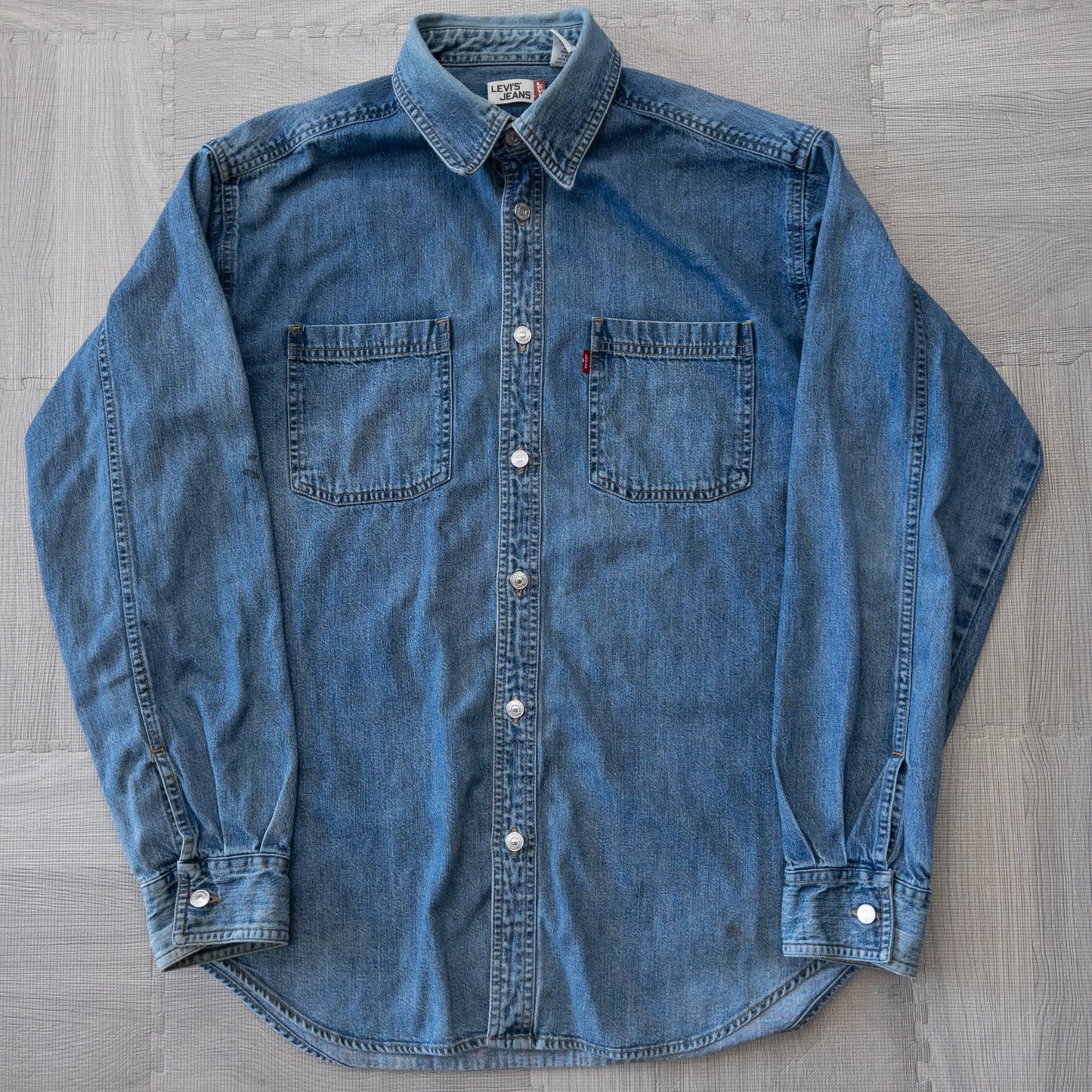Used clothing wholesale bulk sale, washed, mixed-brand denim shirts, 10-pack (M-XL), including Levi's, Marlboro, etc.