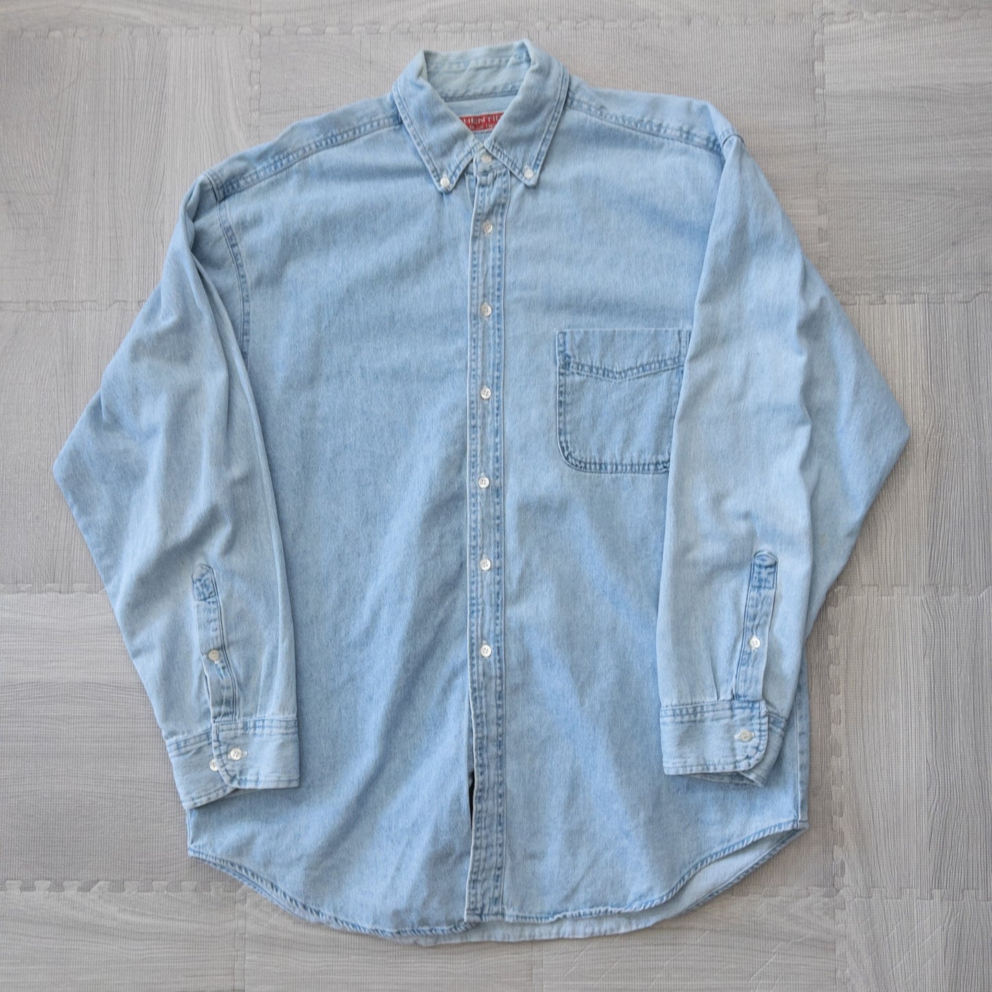 Used clothing wholesale bulk sale, washed, mixed-brand denim shirts, 10-pack (M-XL), including Levi's, Marlboro, etc.