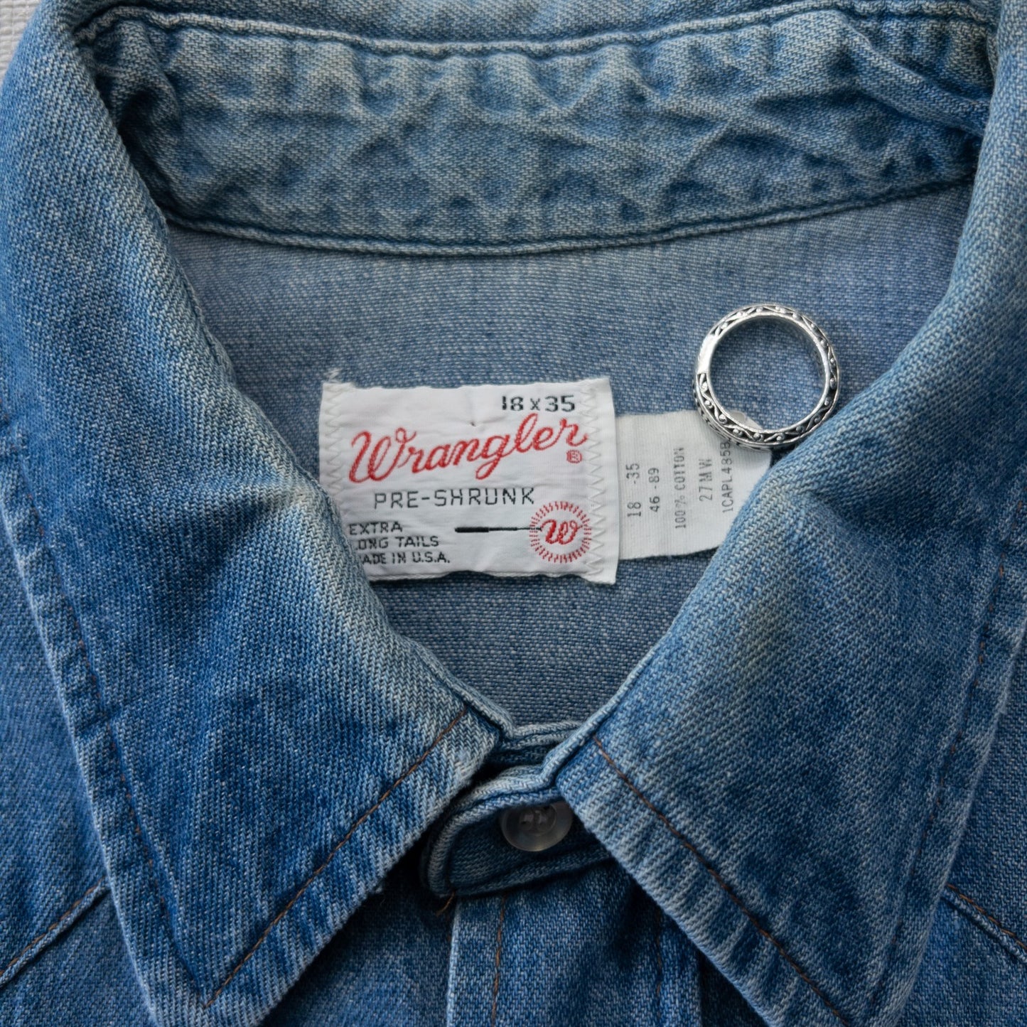 Used clothing wholesale bulk sale, washed, mixed-brand denim shirts, 10-pack (M-XL), including Levi's, Marlboro, etc.