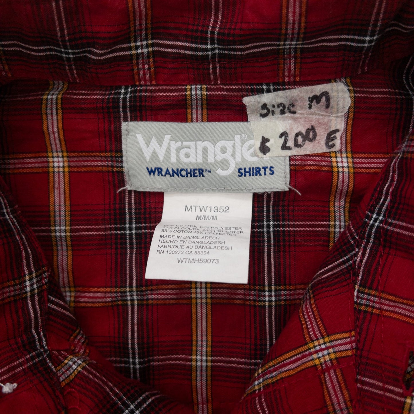 Used clothing wholesale, bulk sale, washed, mixed-brand long-sleeve western shirts, 15-piece set (M-XL), including Wrangler and Woolrich styles.