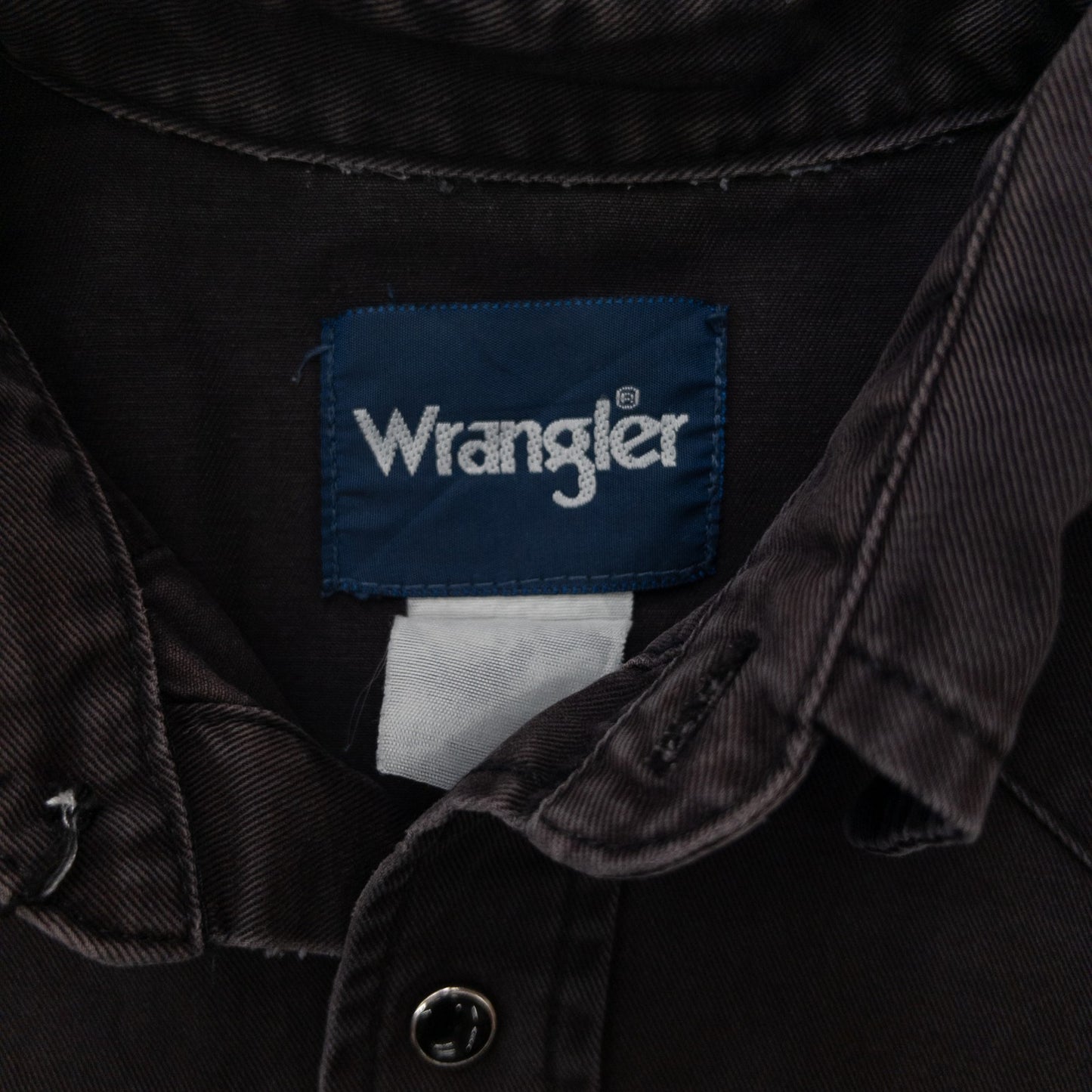 Used clothing wholesale, bulk sale, washed, mixed-brand long-sleeve western shirts, 15-piece set (M-XL), including Wrangler and Woolrich styles.