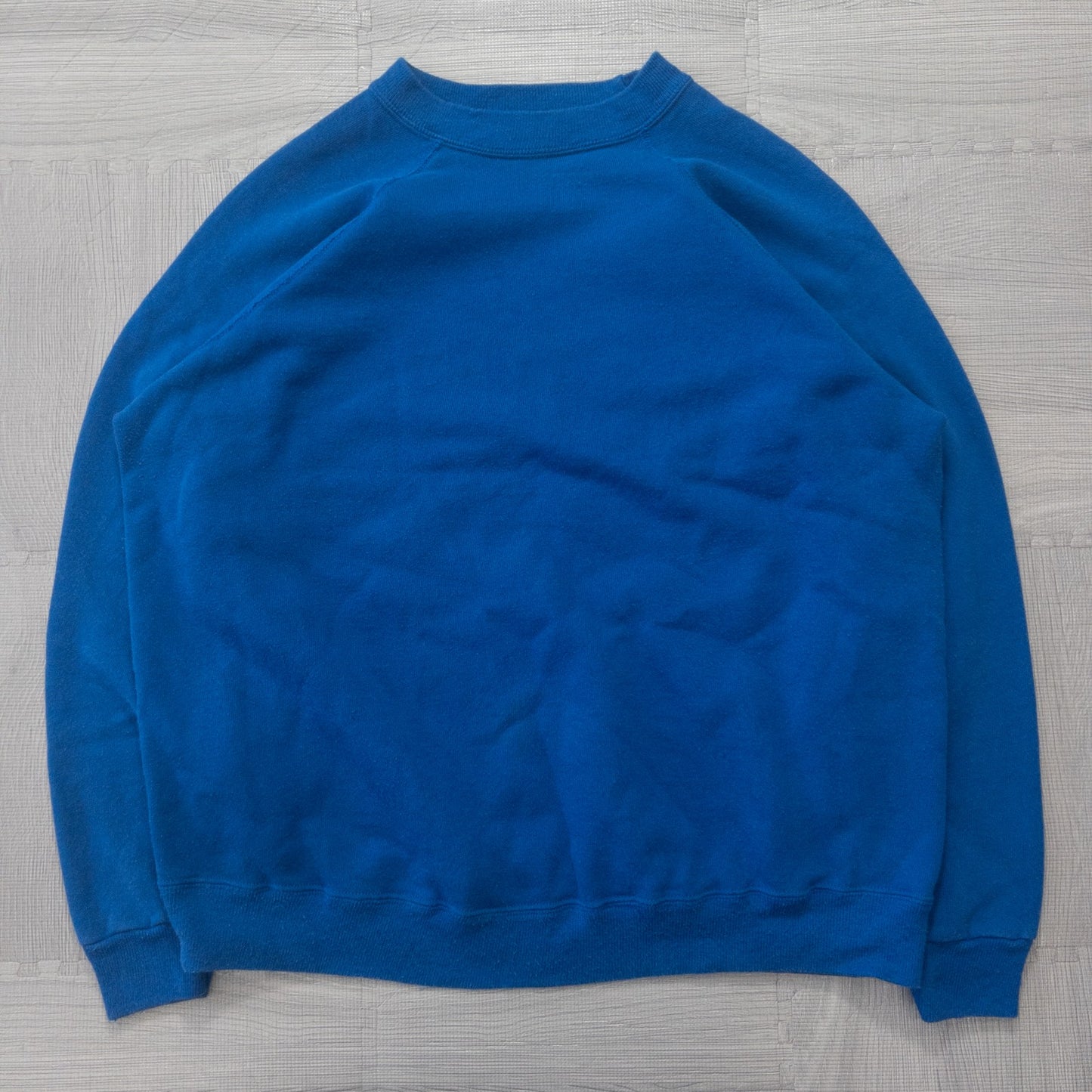 Wholesale Used Clothing, Bulk Sale, Washed 90s Solid Color Sweatshirts, Set of 9 (M-XL)