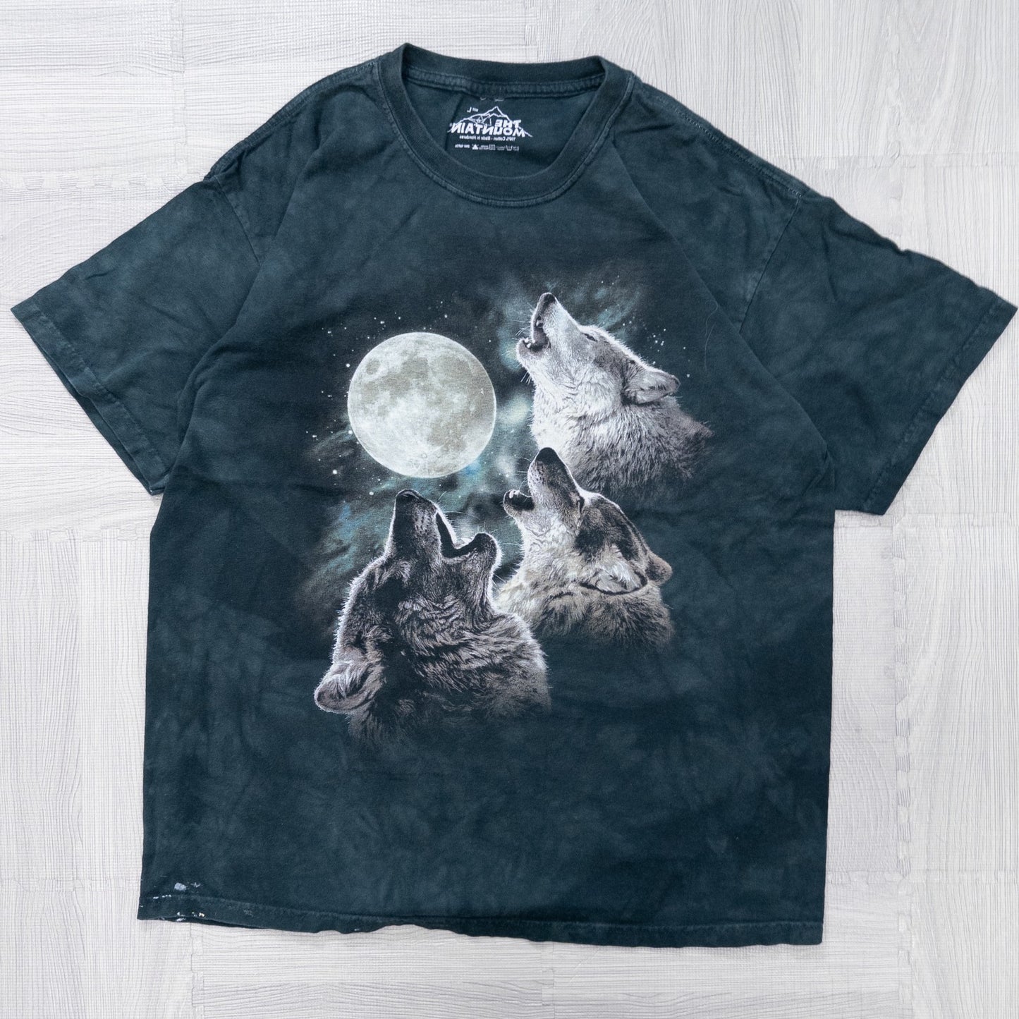 Used clothing wholesale bulk sale, washed mountain t-shirts, 12-count (L-XXXL)