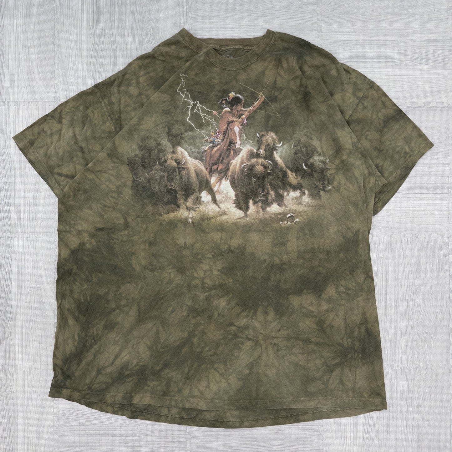 Used clothing wholesale bulk sale, washed mountain t-shirts, 12-count (L-XXXL)