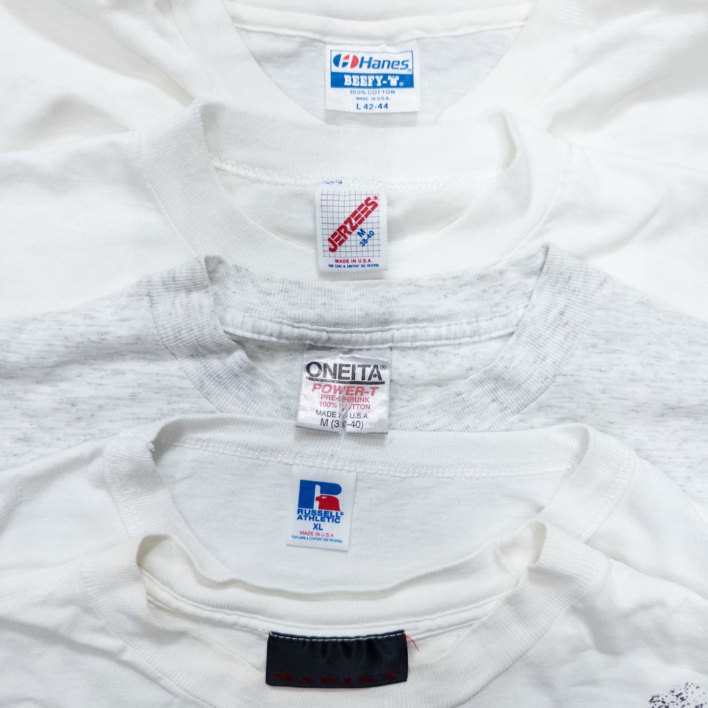 Wholesale Used Clothing, Bulk Sale, Washed 90s White and Gray T-Shirts, Set of 20 (M-XL)