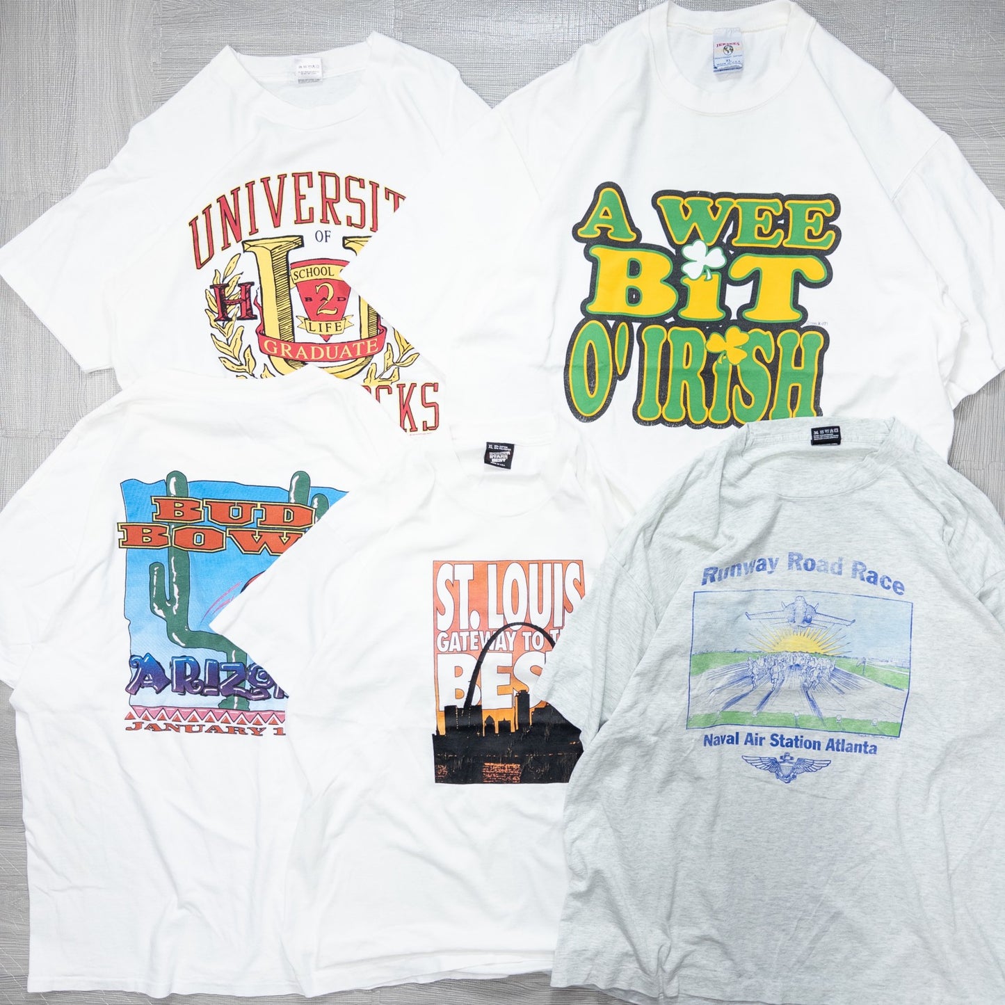 Wholesale Used Clothing, Bulk Sale, Washed 90s White and Gray T-Shirts, Set of 20 (M-XL)