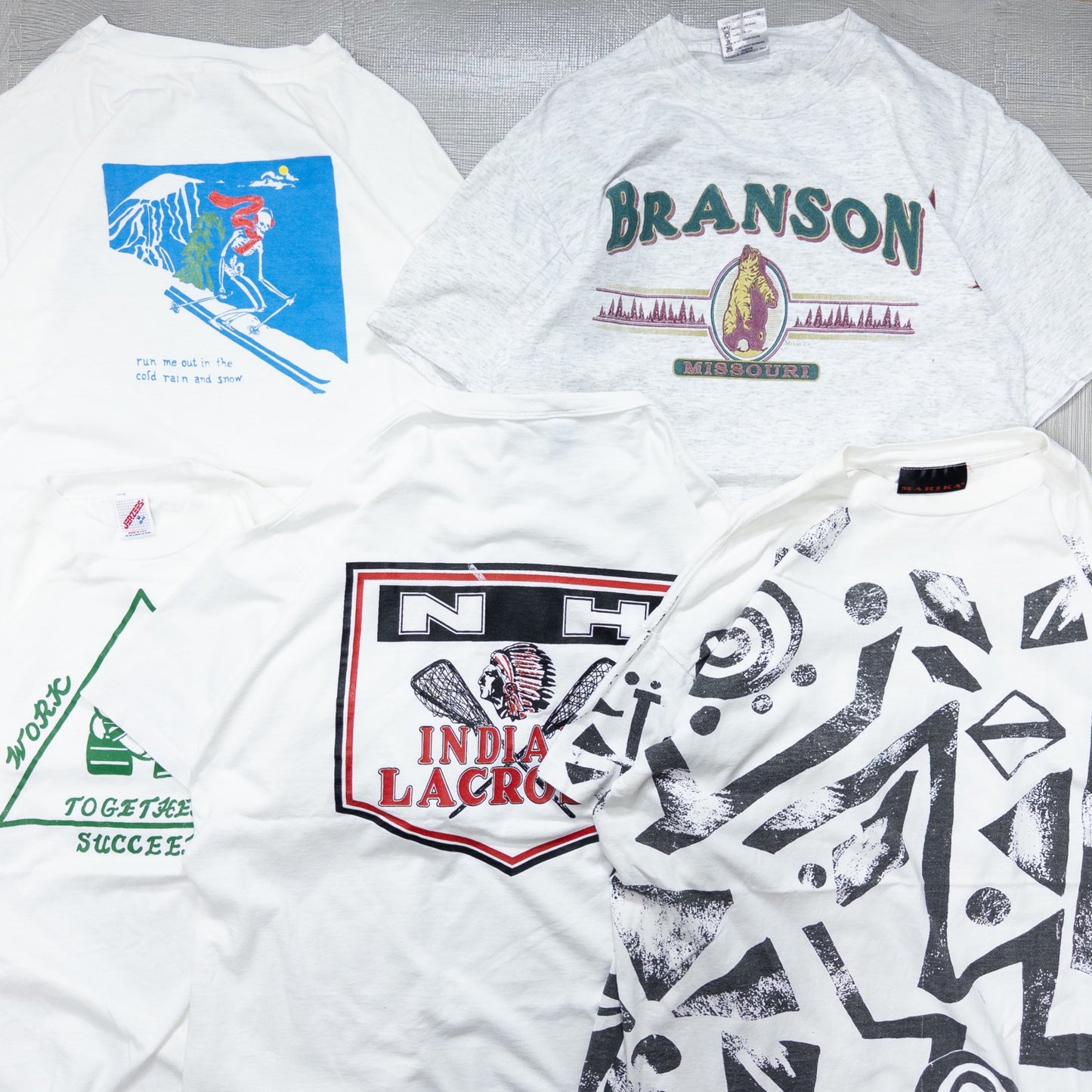 Wholesale Used Clothing, Bulk Sale, Washed 90s White and Gray T-Shirts, Set of 20 (M-XL)