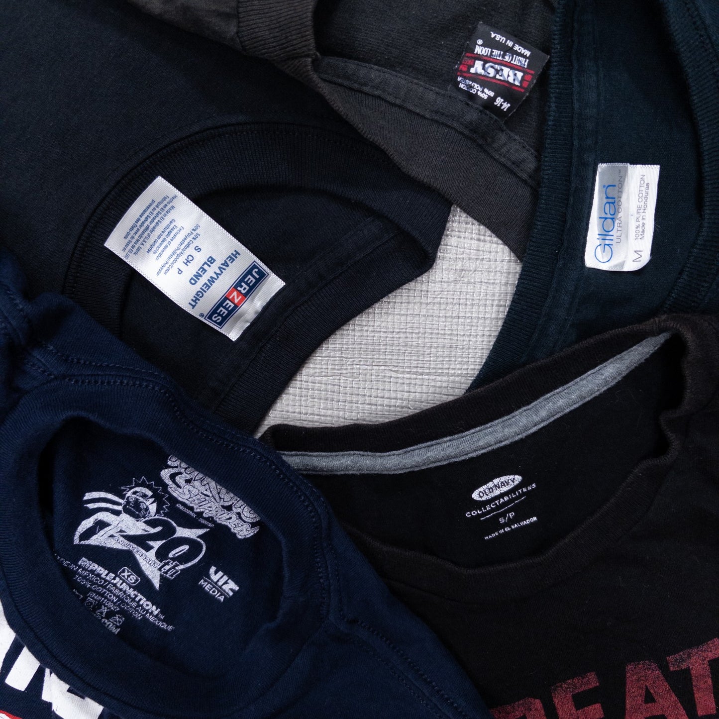 Used clothing wholesale bulk sale. Washed short-sleeved T-shirts in sizes S and smaller for men, women, and kids. Set of 20 (XS-M). Product code: w731001