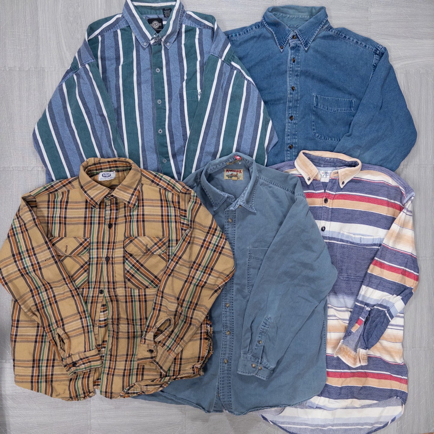 Used Clothing Wholesale Bulk Sale: Washed, Distressed US Long Sleeve Shirts (Missing Buttons), 22-Piece Set (S-XL) w731003