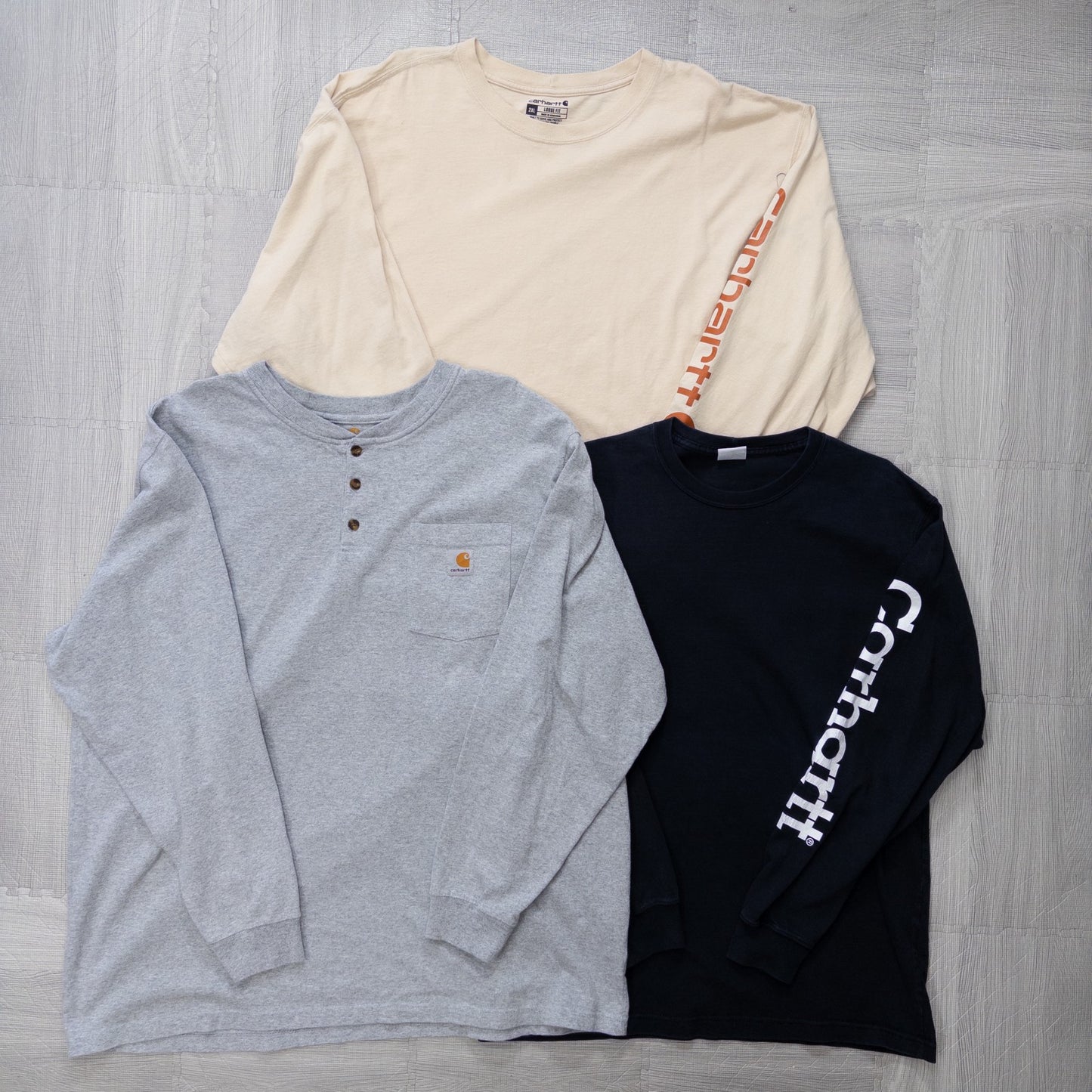 Used Carhartt Long Sleeve T-Shirts, 13-Piece Set (M-XXL), Pre-Washed, Wholesale, Bulk Sale, w803005