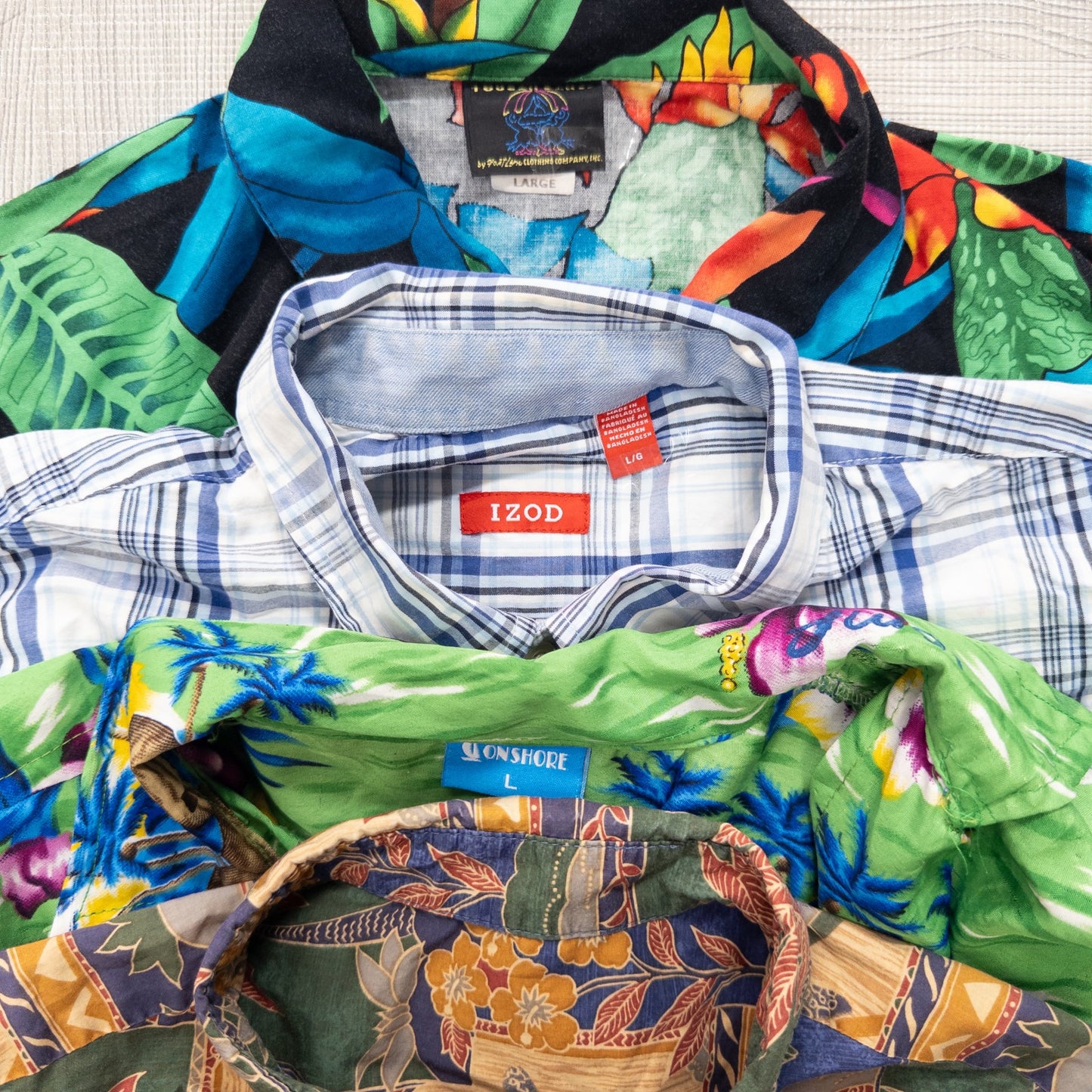 Used Clothing Wholesale Bulk Sale: Washed, Damaged Short Sleeve Shirts (Missing Buttons), 18-Piece Set (S-XXL) w803009