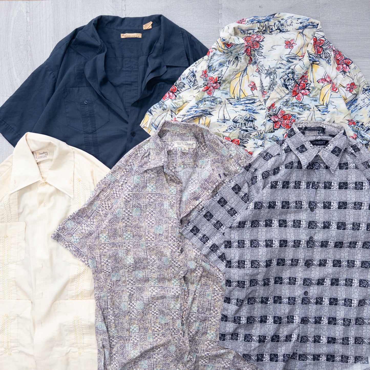 Used Clothing Wholesale Bulk Sale: Washed, Damaged Short Sleeve Shirts (Missing Buttons), 18-Piece Set (S-XXL) w803009