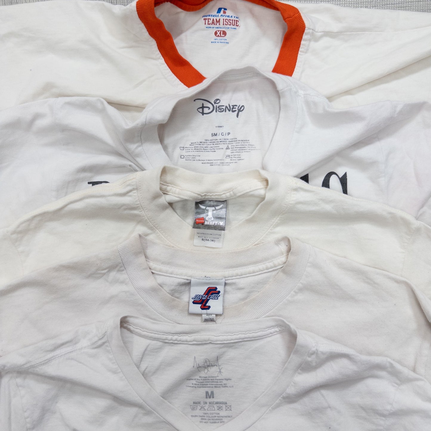 Used clothing wholesale bulk sale: Washed 21-piece set of 2000s stained short-sleeved T-shirts (S-XXL) w803010