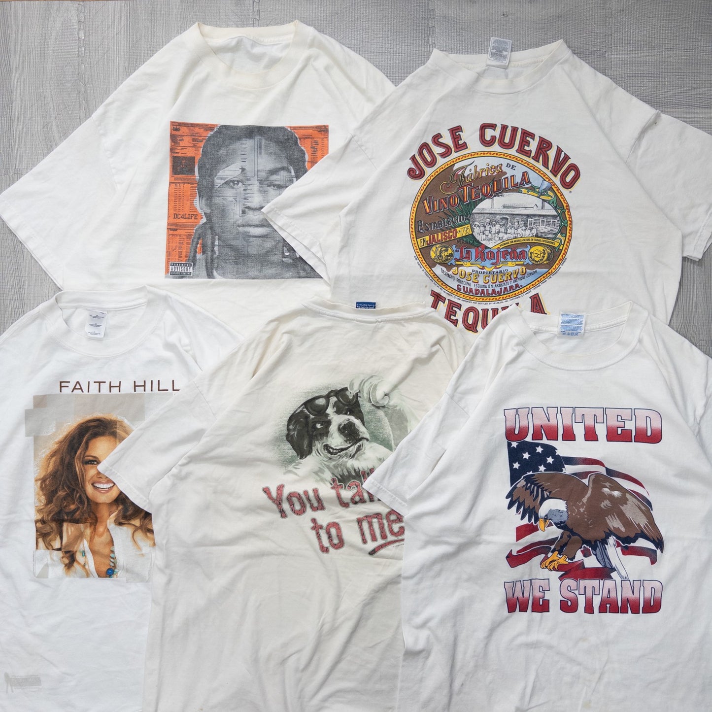Used clothing wholesale bulk sale: Washed 21-piece set of 2000s stained short-sleeved T-shirts (S-XXL) w803010