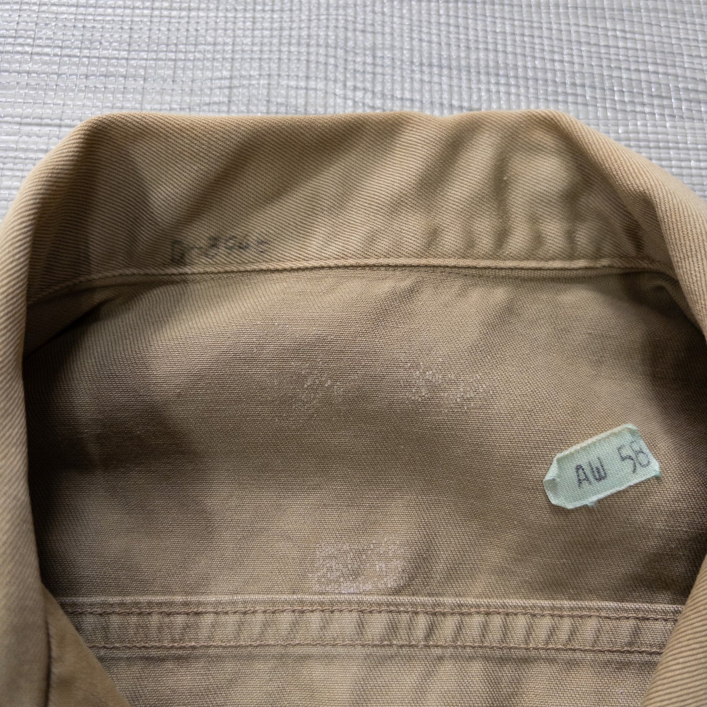 Used Clothing Wholesaler, Bulk Sale, Washed, Set of 5 U.S. Army/Marine Corps Short Sleeve Shirts (SL) w809004