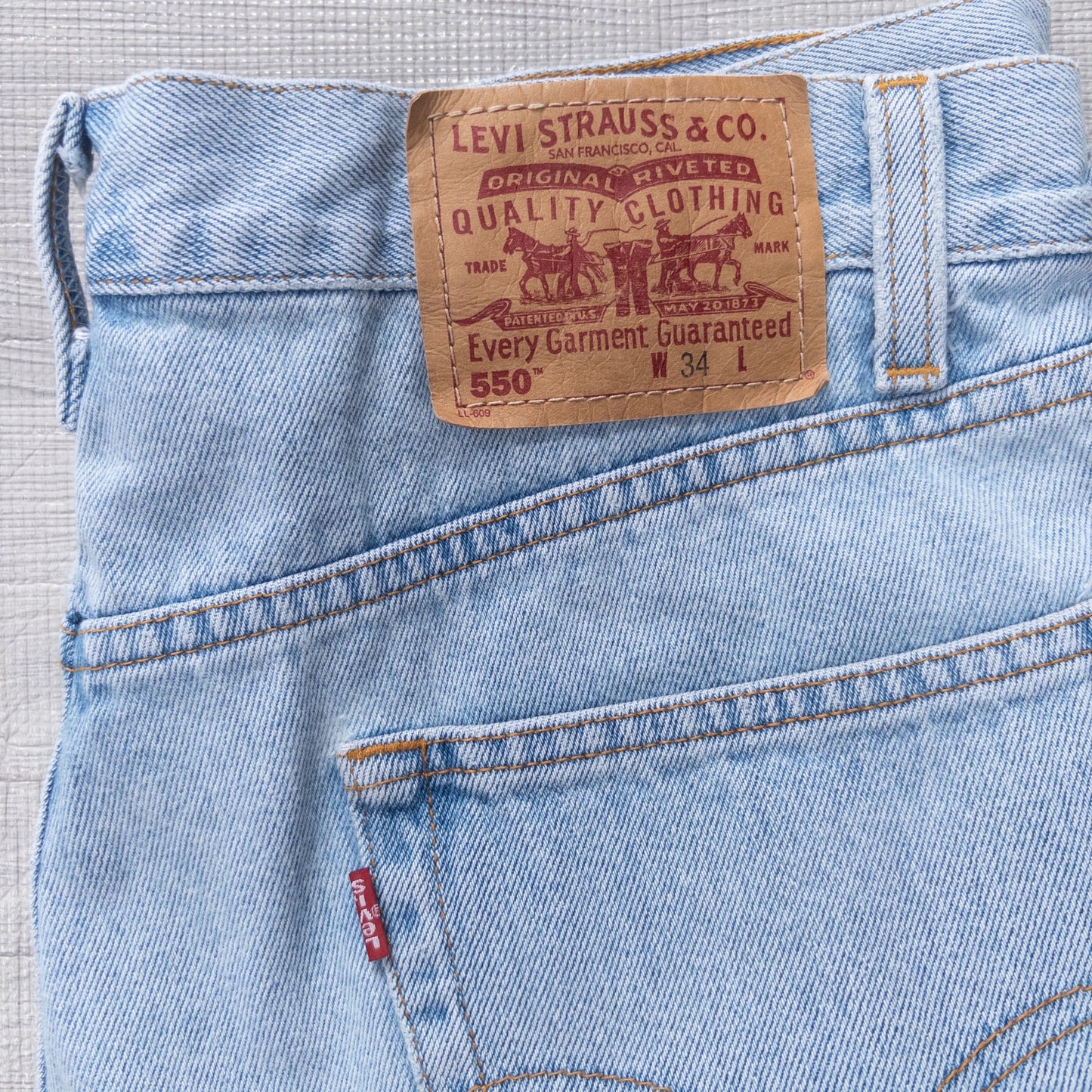 Used clothing wholesale, bulk sale, washed, 90s-00s Levi's 550 denim shorts, set of 4 (W32-W38) w809005