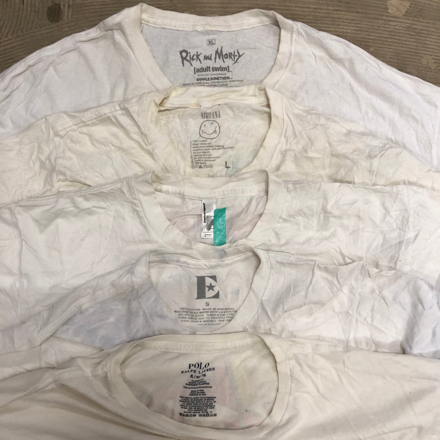 [現物] 00s 白系Tシャツ(シミあり) 20pcs E0713002
