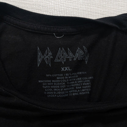 Used clothing wholesale, bulk sale, washed, mixed brand band t-shirts, 12-piece set (S-XXL), including Red Hot Chili Peppers, Kiss, etc. 