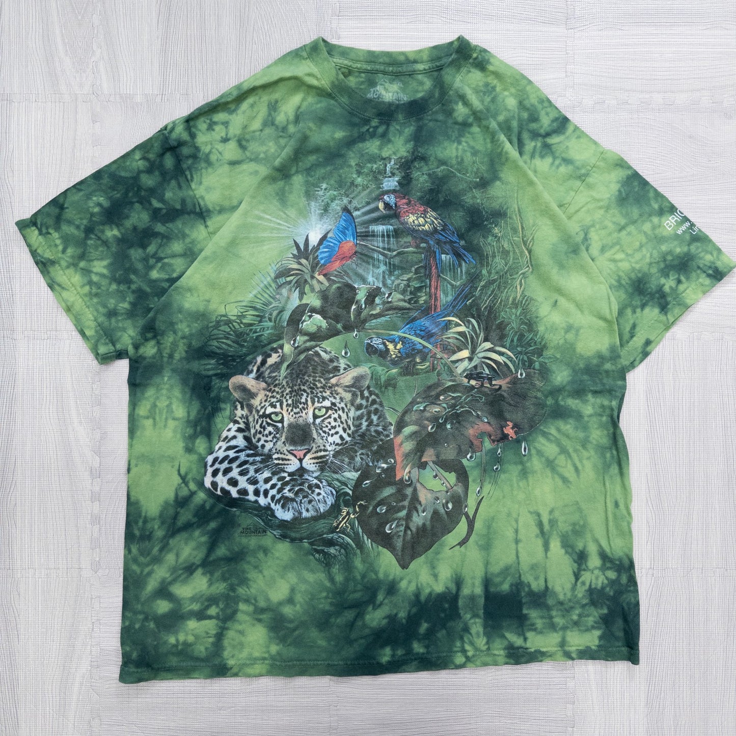 Used clothing wholesale bulk sale, washed mountain t-shirts, 12-count (L-XXXL) 